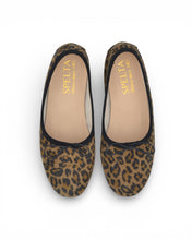 Carica l'immagine nel visualizzatore di Gallery, OLGA in Camoscio Maculato Leopardo