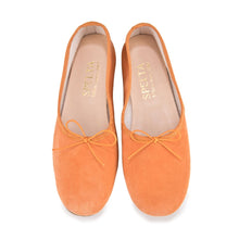 Load image into Gallery viewer, OLGA in Ivory Suede