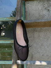 Load image into Gallery viewer, OLGA in Black Mesh