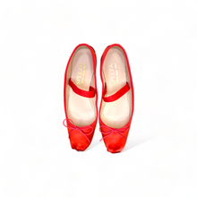 Load image into Gallery viewer, UMA in Red Satin