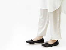 Load image into Gallery viewer, IMMA PLEATED in Black Nappa