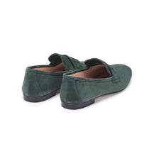 Carica l'immagine nel visualizzatore di Gallery, BHAGWAN in Camoscio Verde Scuro-Mocassino-Spelta Milano