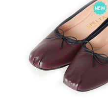 Carica l'immagine nel visualizzatore di Gallery, Imma Plissè in Nappa Marsala