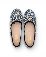 Carica l'immagine nel visualizzatore di Gallery, OLGA in Camoscio Maculato Leopardo Chiaro - PRONTA CONSEGNA
