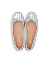 Load image into Gallery viewer, NICOLE WEAVE Black Nappa READY-TO-SHIP
