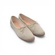 Load image into Gallery viewer, OLGA in Beige Satin
