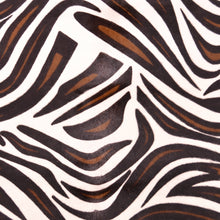 Carica l'immagine nel visualizzatore di Gallery, Cavallino Safari
